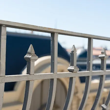 Apartament Guestready - Bright Near Bolhao Porto